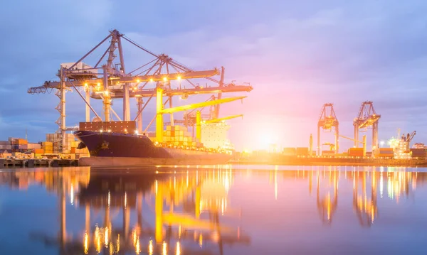 Containers Loading Crane Dark Sunset Shipping Trade Port — Stock Photo, Image