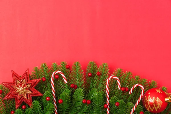 Gelukkig Nieuwjaar Kerst Dag Bovenaanzicht Plat Lay Sparren Takken Ornamenten — Stockfoto