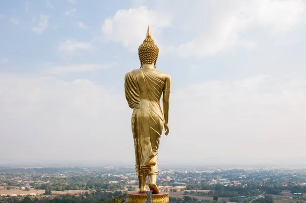 Buda Pie Una Montaña Wat Phra Que Khao Noi Provincia —  Fotos de Stock