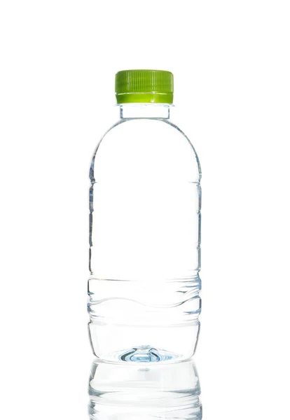 Plastikowy Izolat Butelki Wodą Białym Tle — Zdjęcie stockowe