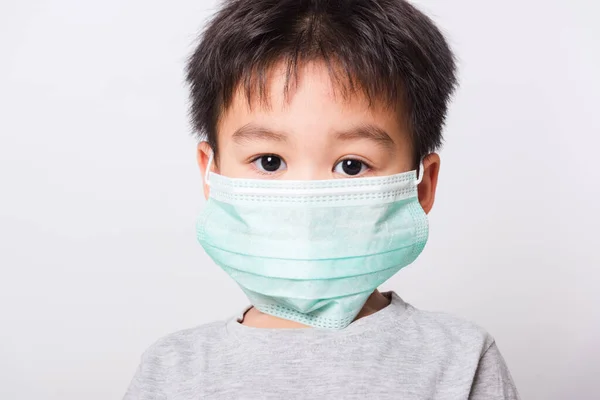 Closeup Asiático Rosto Menino Crianças Doente Ele Usando Medicina Máscara — Fotografia de Stock