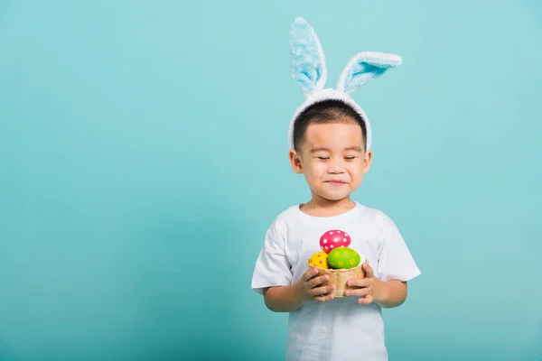 Азиатский Милый Маленький Мальчик Улыбка Сияет Кроличьи Уши Белая Футболка — стоковое фото