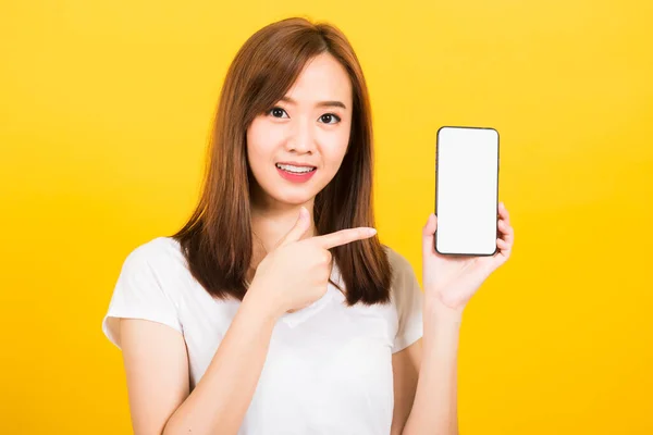 Asiático Retrato Feliz Bonito Bonito Jovem Mulher Sorriso Desgaste Shirt — Fotografia de Stock