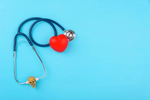 Ärztetagskonzept Flache Lageansicht Von Oben Stethoskop Mit Roten Herzen Diagnose — Stockfoto