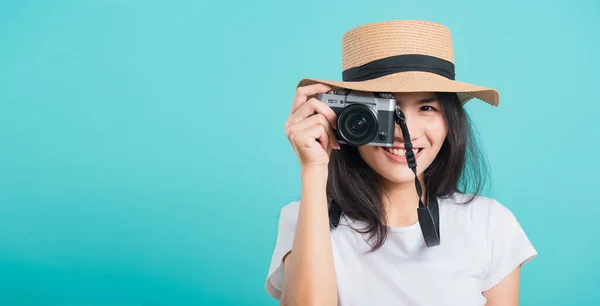 Reiziger Toeristisch Gelukkig Aziatisch Mooi Jong Vrouw Glimlach Zomer Hoed — Stockfoto