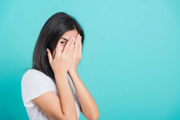 Ritratto Asiatica Bella Felice Giovane Donna Sorriso Denti Bianchi Indossare — Foto Stock