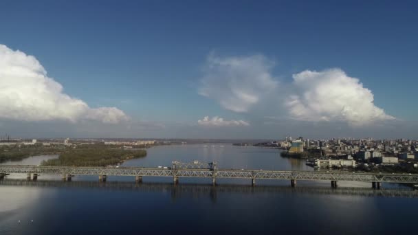 Carros Passeio Ponte Vista Aérea Ponte Partir Uma Altura — Vídeo de Stock