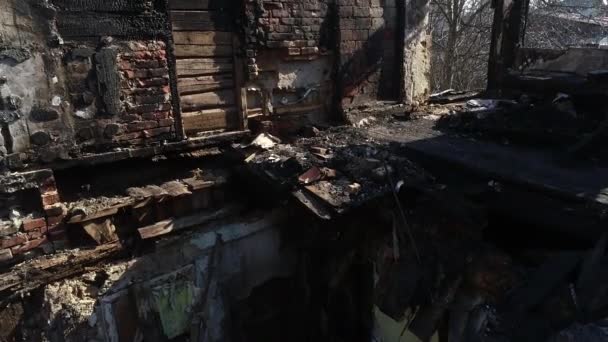 Una Casa Prende Fuego Con Montón Casa Humo Quema Una — Vídeos de Stock