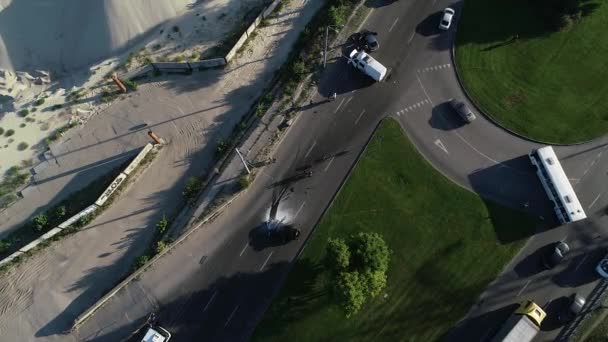 Ilmakuva Liikenneonnettomuudesta Liikenneturvallisuus Virtaavat Autot Kaupungin Keskustassa Turvallinen Ajaminen Tiellä — kuvapankkivideo