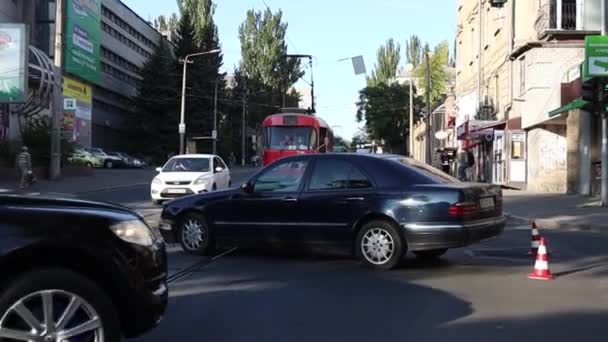 Letecký Pohled Dopravní Nehodu Dnipro Bezpečnost Silničního Provozu Proudící Auta — Stock video