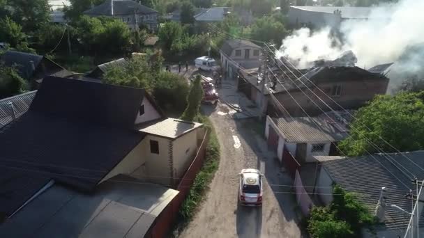 Повітряний Вид Спалену Будівлю Промислового Складу Після Великої Пожежі Величезним — стокове відео