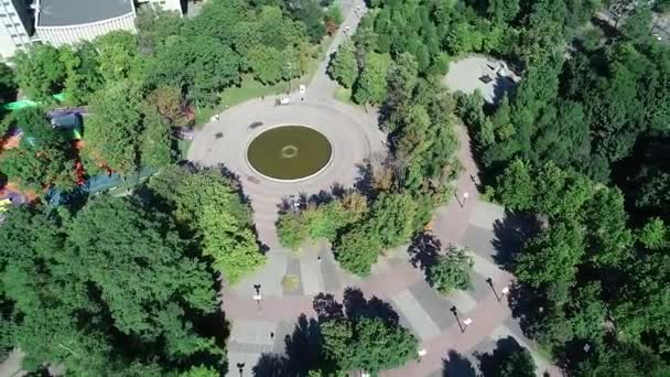 Antenn Flyger Ovanför Park Park Hjältar Ovanifrån Dnipro Ukraina — Stockvideo