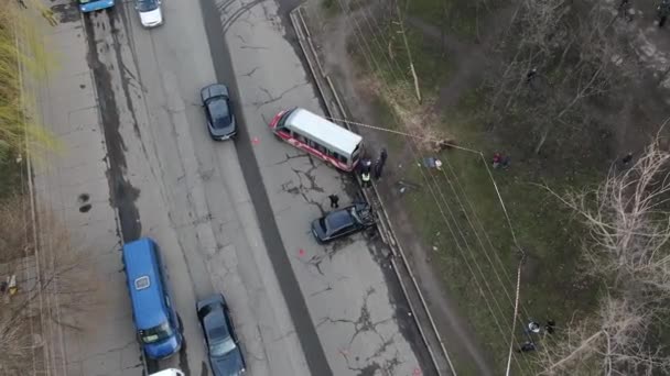 汽车在乌克兰德涅斯特河畔的塞车 — 图库视频影像