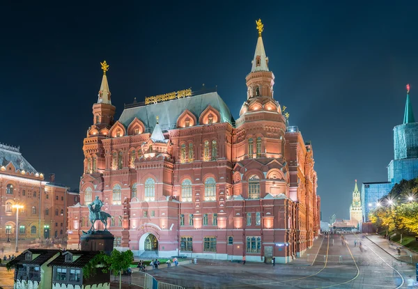 The State Historical Museum and Marshal Zhukov statue, Moscow, Russia — Stock Photo, Image