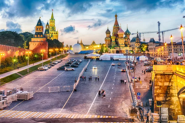 Vista panorámica de la Plaza Roja al atardecer, Moscú, Rusia —  Fotos de Stock