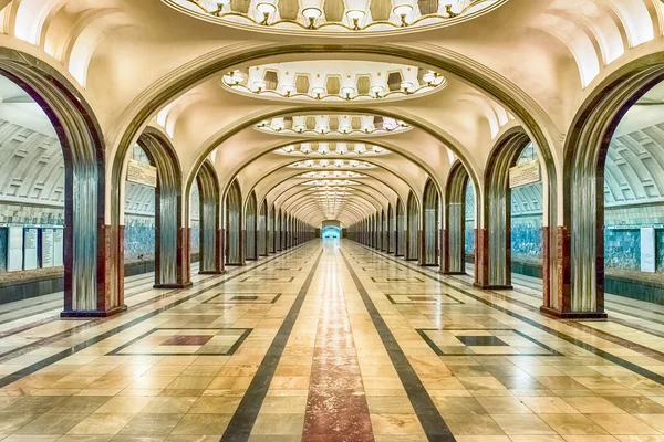 俄罗斯莫斯科马亚科夫斯卡娅地铁站 — 图库照片