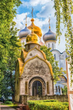 Ortodoks Kilisesi Novodevichy Manastırı, Moskova, Rusya'nın ikonik Simgesel Yapı içinde