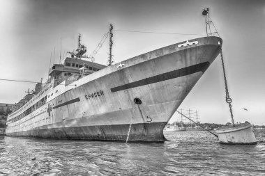 24 AĞUSTOS 2016: Rıhtımda duran Sovyet ve Rus Karadeniz Filosu savaş gemileri