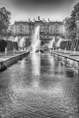 Peterhof Sarayı ve deniz kanal, Rusya üzerinden doğal görünüm