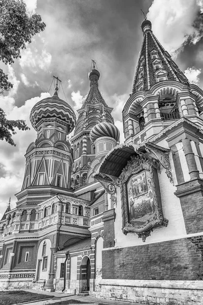 모스크바, 러시아의 붉은 광장에 세인트 바 실 성당 — 스톡 사진
