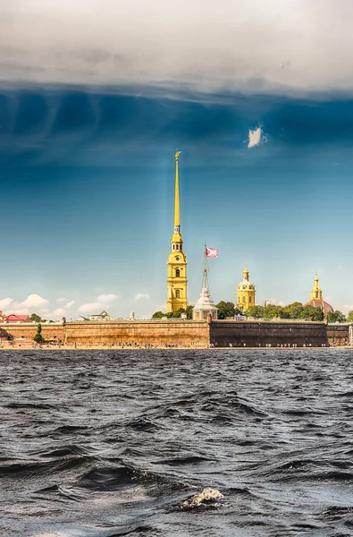 Pohled na Petra a Pavla pevnosti, Petrohrad, Rusko — Stock fotografie