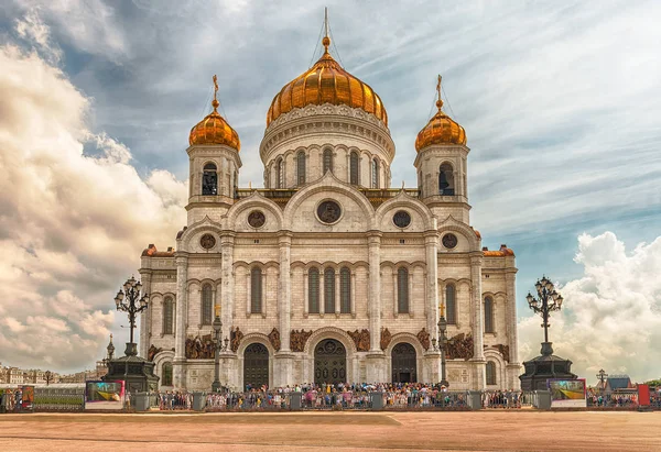 Kathedraal van Christus de Verlosser, iconische mijlpaal in Moskou, Rusland — Stockfoto