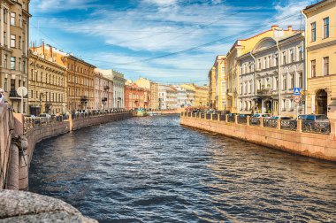 Doğal görünümü üzerinde Moika nehir dolgu, St. Petersburg, Rusya Federasyonu