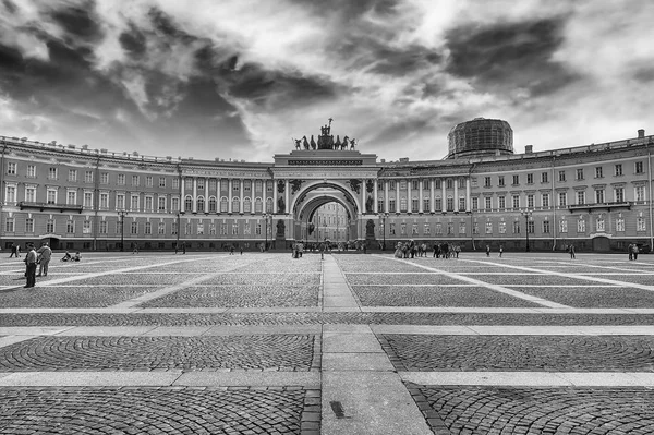 Facade of the General Staff Building, St. Petersburg, Russia