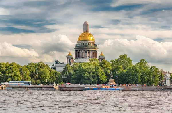 Katedrála svatého Izáka z Nevsky, Petrohrad, Rusko — Stock fotografie