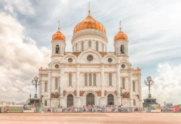Расслабленный фон с кафедральным собором Христа Спасителя, Москва, Россия — стоковое фото