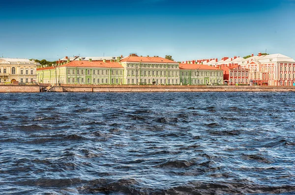 Fasada Saint Petersburg State University, Federacja Rosyjska — Zdjęcie stockowe