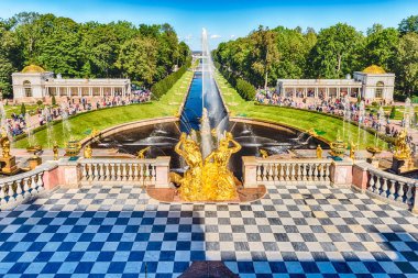 Peterhof Palace, Rusya'nın terasından doğal görünümü