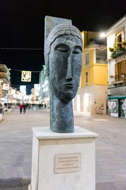 A. Modigliani, Cosenza, İtalya tarafından Caryatid başkanı
