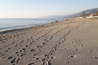 Calabria, İtalya thyrrenian sahil şeridi üzerinde doğal plaj