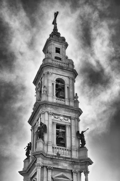 Bell Tower, Igreja de Nossa Senhora do Rosário, Pompeia, Itália — Fotografia de Stock