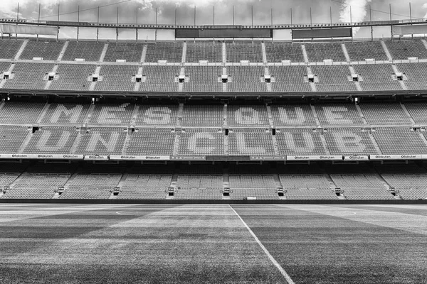 FC Barcelona mottója a Camp Nou Stadionban, Barcelona, Katalónia, Spanyolország — Stock Fotó