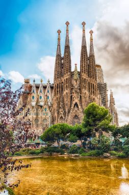 Sagrada Familia, Barcelona, Katalonya, İspanya doğal görünümü