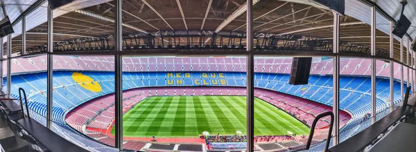 Панорамный вид стадиона Camp Nou, Барселона, Каталония, Испания — стоковое фото