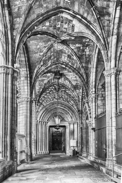 バルセロナ大聖堂、カタルーニャ、スペインのインテリア — ストック写真