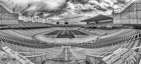 Panoramiczny widok wewnątrz stadionu Olimpijskiego, Montjuic, Barcelona, Katalonia, Hiszpania — Zdjęcie stockowe