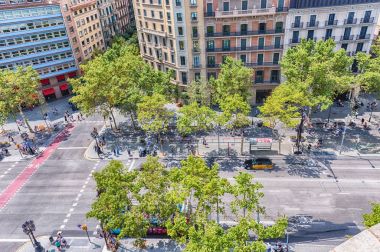 Passeig de Gracia, manzara Casa Mila, Barcelona, Katalonya, İspanya