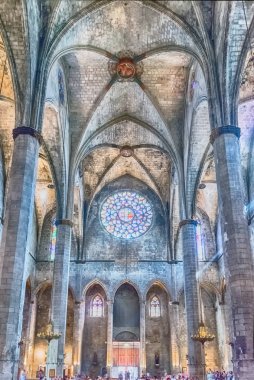 Santa Maria del Mar iç Barcelona, Catalonia, İspanya