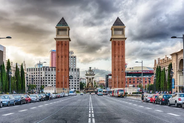 Torres Venecianas, lugares emblemáticos de Barcelona, Cataluña, España — Foto de Stock