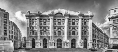 Palazzo Mezzanotte, borsa Milan, İtalya'da bina cephe