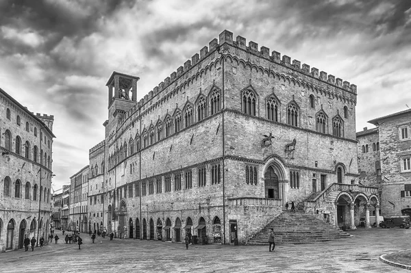 Widok Palazzo dei Priori, zabytkowym budynku w mieście Perugia, Włochy — Zdjęcie stockowe