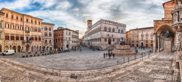Vista panoramica di Piazza IV Novembre, Perugia, Italia — Foto Stock