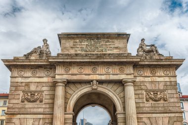 Porta Garibaldi, aka şehir kapısı, Milan, İtalya ikonik Simgesel Yapı