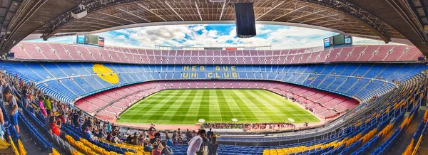 Panorámás kilátás nyílik a Camp Nou-stadion, Barcelona, Katalónia, Spanyolország — Stock Fotó
