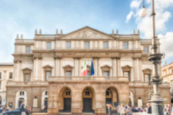 Fond déconcentré de l'opéra La Scala, Milan, Italie — Photo