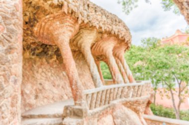 Ufuk arka plan sütunlu Viyadüğü, Park Guell, Barcelona, Katalonya, İspanya